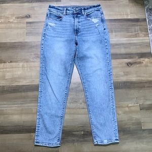 American Eagle Mom Jeans